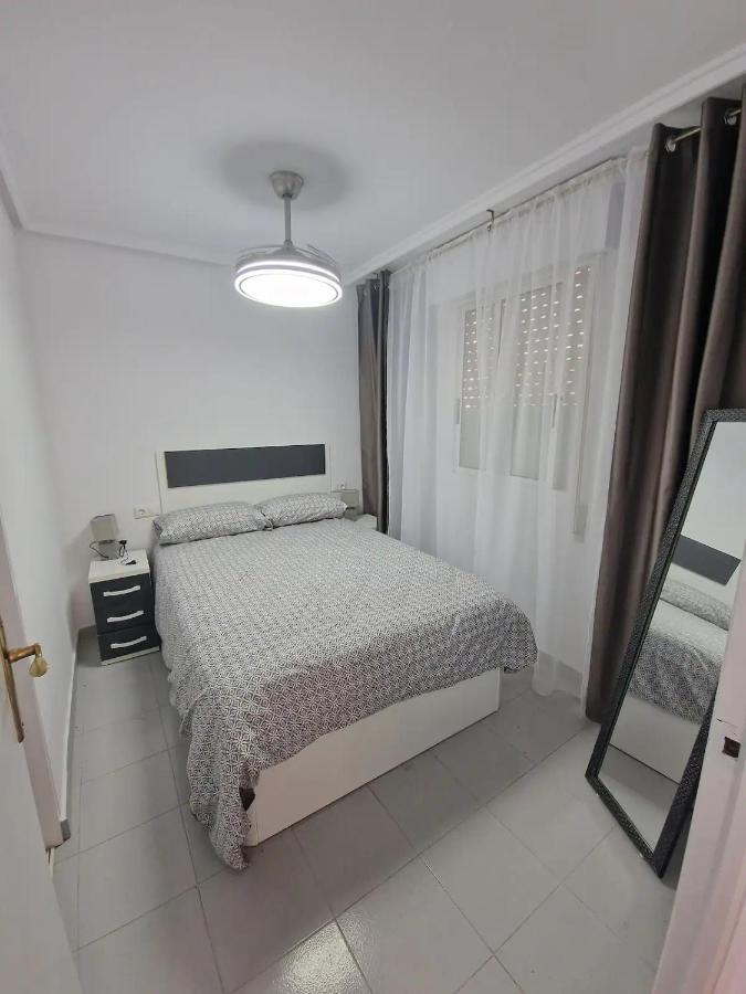 Almudena Apartments Торрев'єха Екстер'єр фото