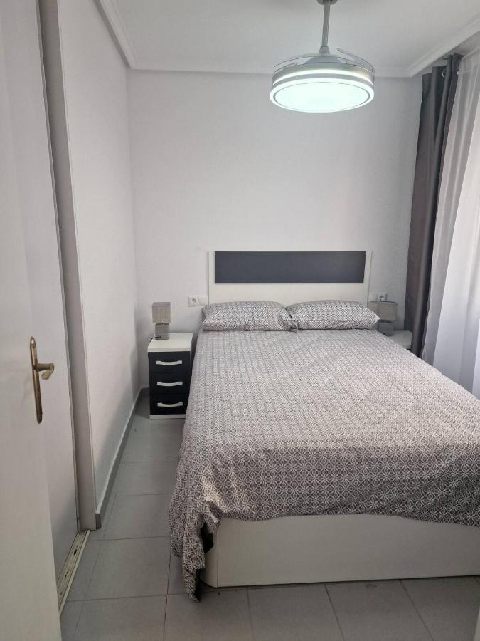 Almudena Apartments Торрев'єха Екстер'єр фото
